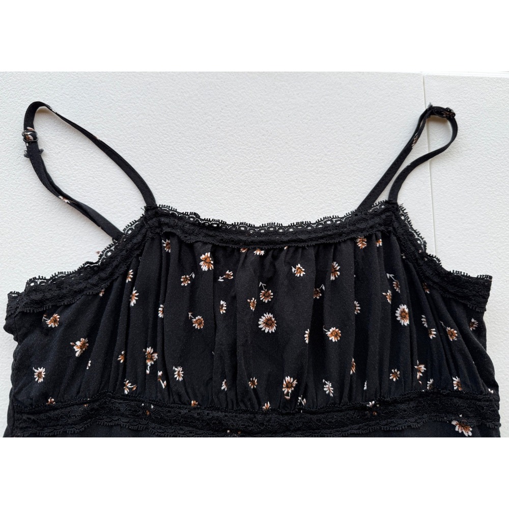 Womens Baby Doll Top by Art Class Size L 10/12 Black Daisy Print Y2K Coquette - Picture 11 of 15